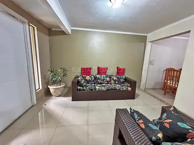 Sobrado com 170m² 3 quartos e 1 banheiro, à venda, no bairro Bairro Alto em Curitiba