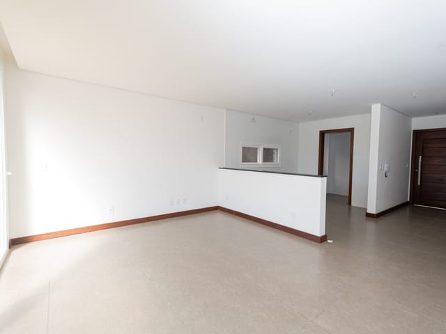 Casa com 159m² 2 quartos e 2 banheiros, à venda, no bairro Laranjal em Pelotas