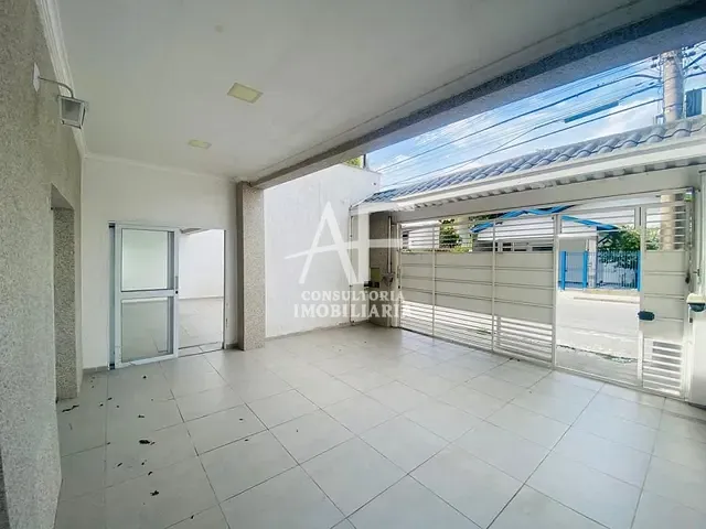 Sobrado com 420m² 12 quartos e 8 banheiros, para alugar, no bairro Jardim Santa Clara em Taubaté