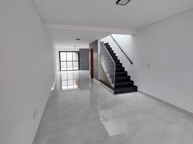 Sobrado com 120m² 3 quartos e 4 banheiros, à venda, no bairro Vila Buenos Aires em São Paulo
