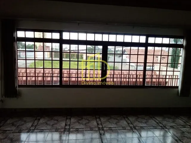 Sobrado com 336m² 3 quartos e 1 banheiro, à venda, no bairro Jardim Refúgio em Sorocaba