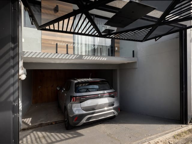 Sobrado com 174m² 4 quartos e 3 banheiros, à venda, no bairro Morrinhos em Bombinhas