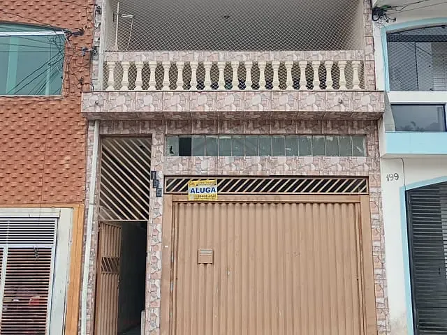Sobrado com 220m² 3 quartos e 3 banheiros, para alugar, no bairro Jardim Zaira em Mauá