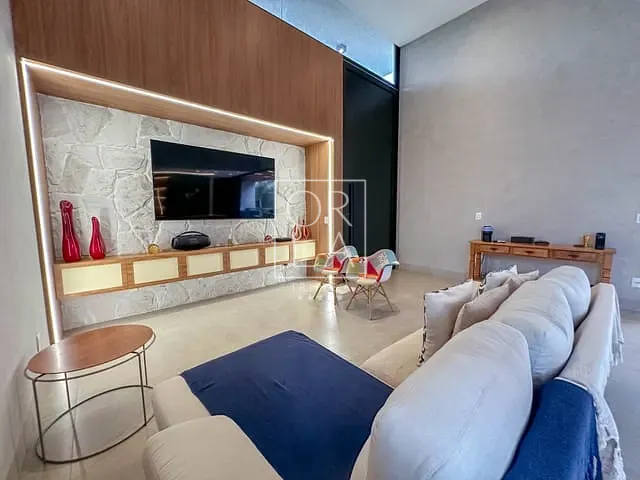 Casa com 434m² 4 quartos e 6 banheiros, à venda, no bairro Fazenda Vau das Pombas em Goiânia