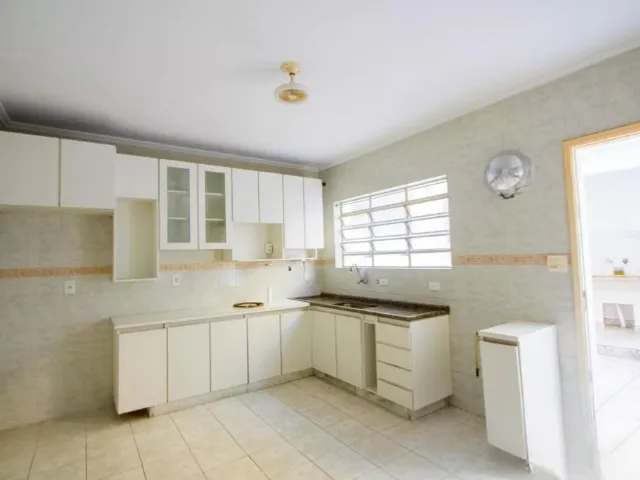 Sobrado com 119m² 3 quartos e 3 banheiros, para alugar, no bairro Vila Assunção em Santo André