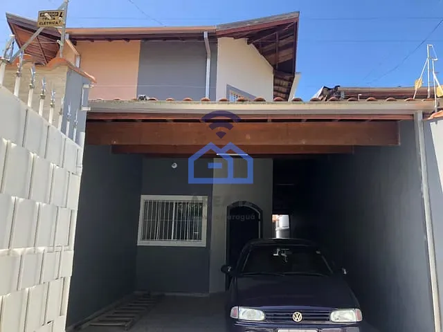 Sobrado com 150m² 3 quartos e 3 banheiros, à venda, no bairro Jardim Jaqueira em Caraguatatuba