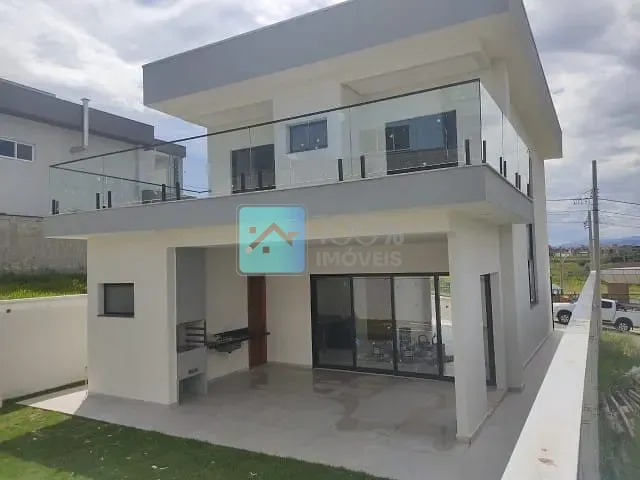 Sobrado com 250m² 3 quartos e 4 banheiros, à venda, no bairro Parque Residencial Maria Elmira em Caçapava