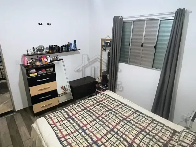 Sobrado com 72m² 2 quartos e 1 banheiro, à venda, no bairro Jardim Zaira em Mauá