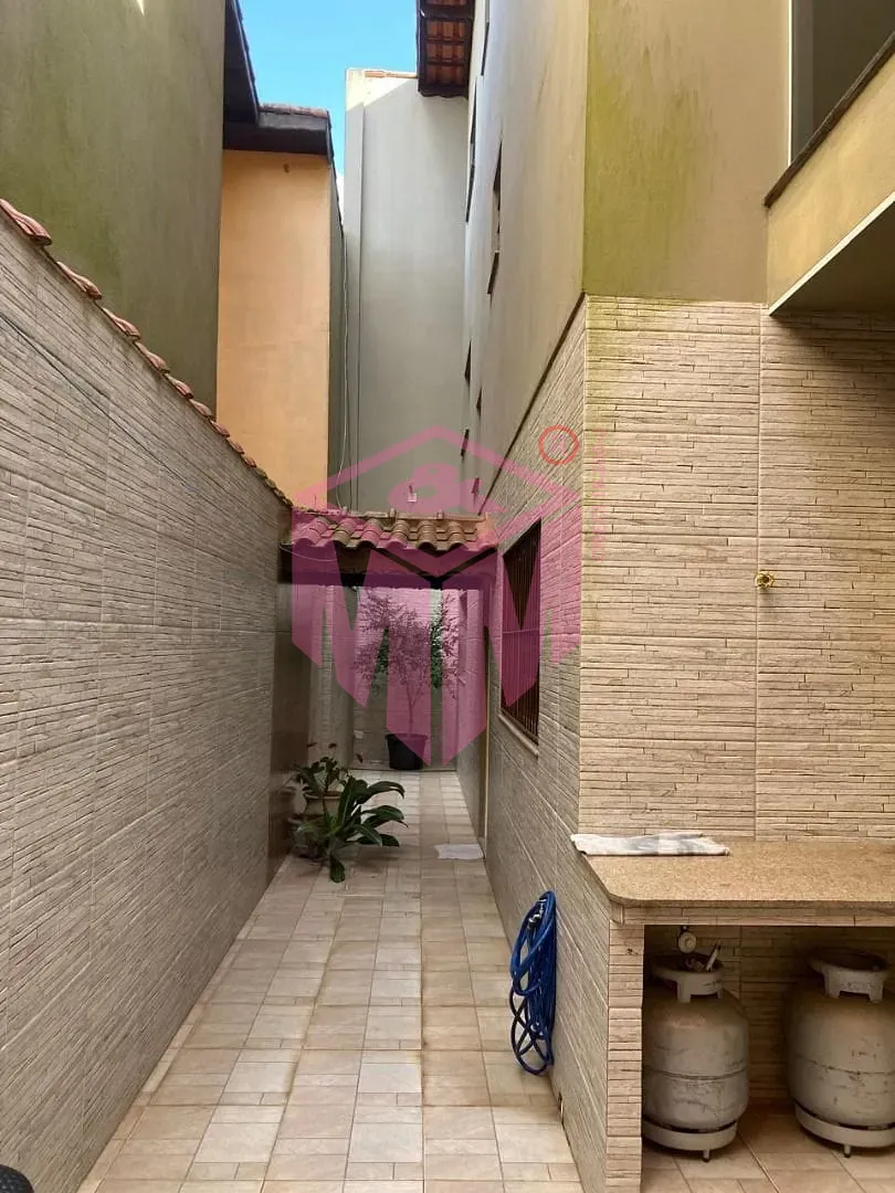 Sobrado, 3 quartos, 257 m² - Foto 4