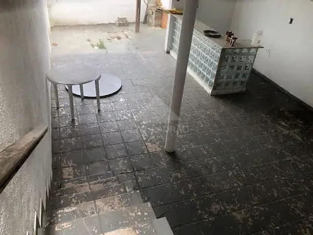 Sobrado com 150m² 3 quartos e 2 banheiros, à venda, no bairro Vila Nossa Senhora das Vitórias em Mauá
