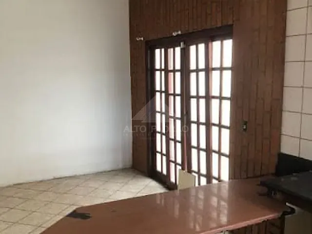 Sobrado com 150m² 3 quartos e 2 banheiros, à venda, no bairro Vila Nossa Senhora das Vitórias em Mauá