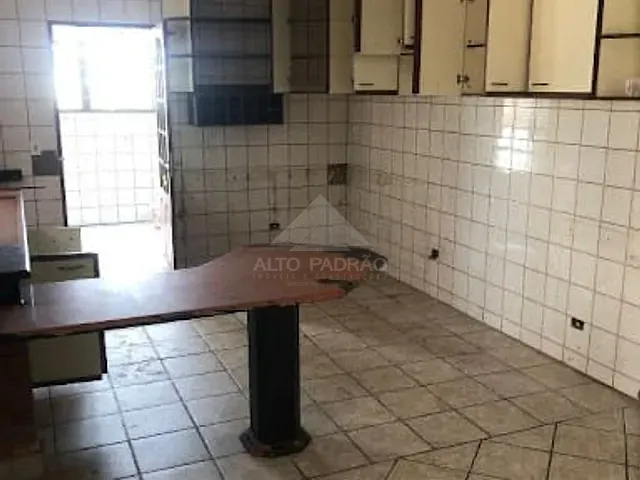 Sobrado com 150m² 3 quartos e 2 banheiros, à venda, no bairro Vila Nossa Senhora das Vitórias em Mauá