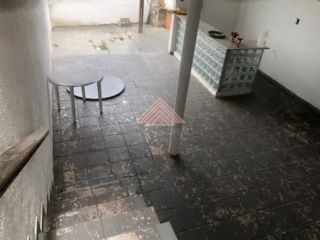 Sobrado com 150m² 3 quartos e 2 banheiros, à venda, no bairro Vila Nossa Senhora das Vitórias em Mauá