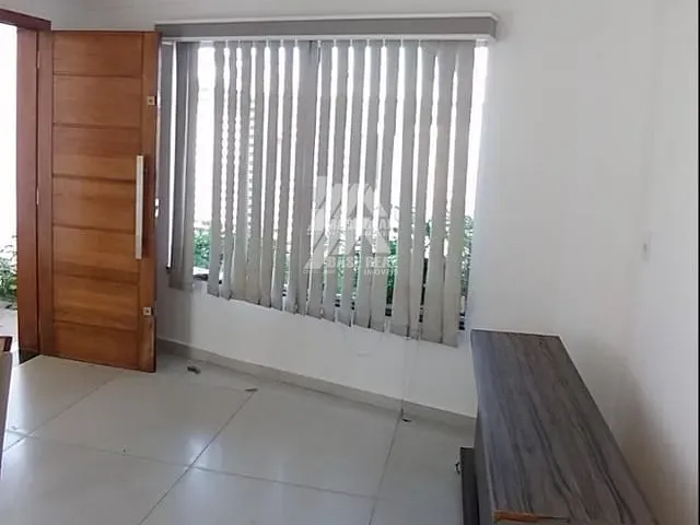 Sobrado com 120m² 3 quartos e 3 banheiros, à venda, no bairro Orfãs em Ponta Grossa