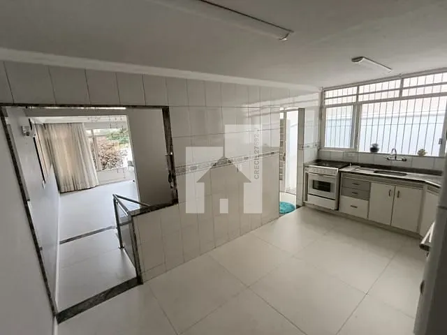Sobrado com 145m² 2 quartos e 3 banheiros, para alugar, no bairro Vila Viotto em Jundiaí