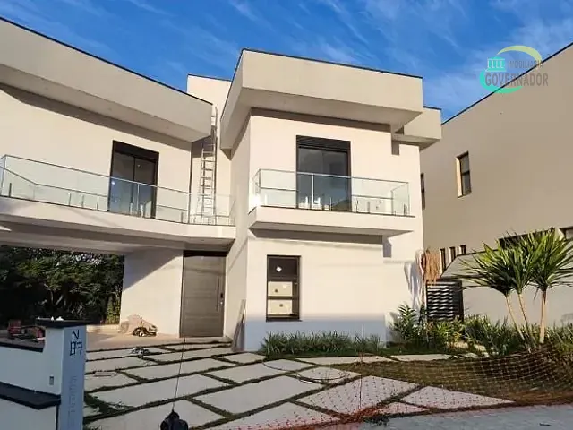 Sobrado com 330m² 3 quartos e 4 banheiros, à venda, no bairro Lenheiro em Valinhos