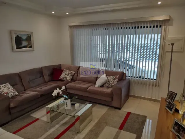 Sobrado com 148m² 3 quartos e 2 banheiros, à venda, no bairro Jardim Stella em Santo André