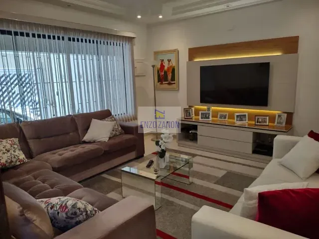 Sobrado com 148m² 3 quartos e 2 banheiros, à venda, no bairro Jardim Stella em Santo André