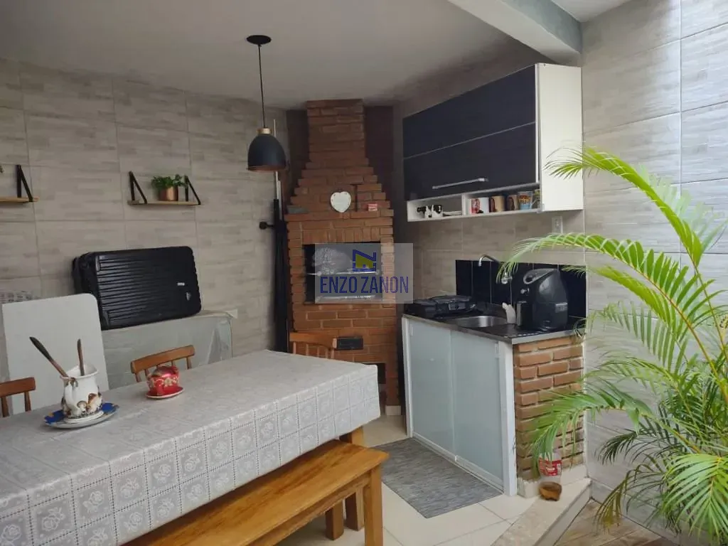 Sobrado, 3 quartos, 196 m² - Foto 1