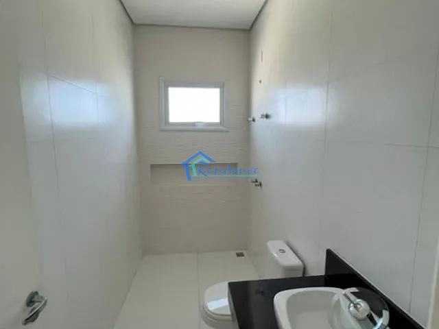 Sobrado com 300m² 3 quartos e 2 banheiros, à venda, no bairro Jardim Esplanada em Indaiatuba