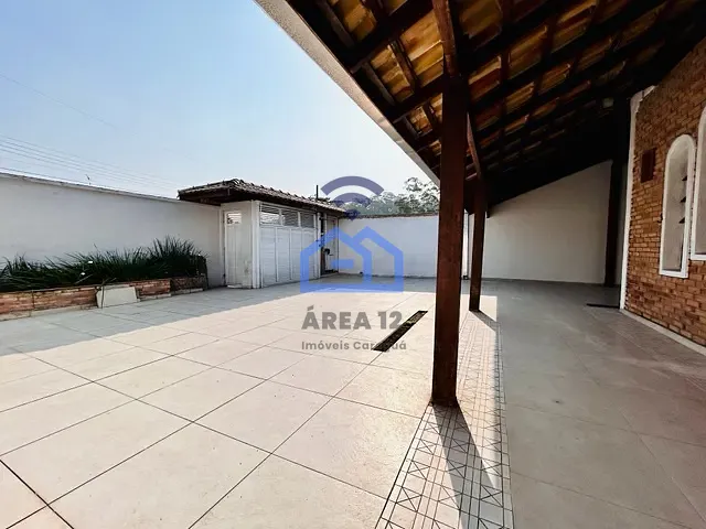Sobrado com 280m² 5 quartos e 5 banheiros, à venda, no bairro Jardim das Gaivotas em Caraguatatuba
