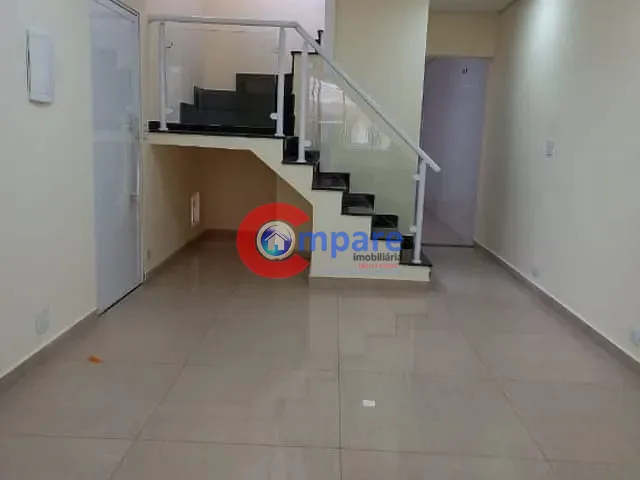 Sobrado com 175m² 3 quartos e 1 banheiro, à venda, no bairro Macedo em Guarulhos