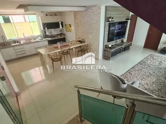 Sobrado com 377m² 4 quartos e 5 banheiros, à venda, no bairro Jardins Lisboa em Goiânia