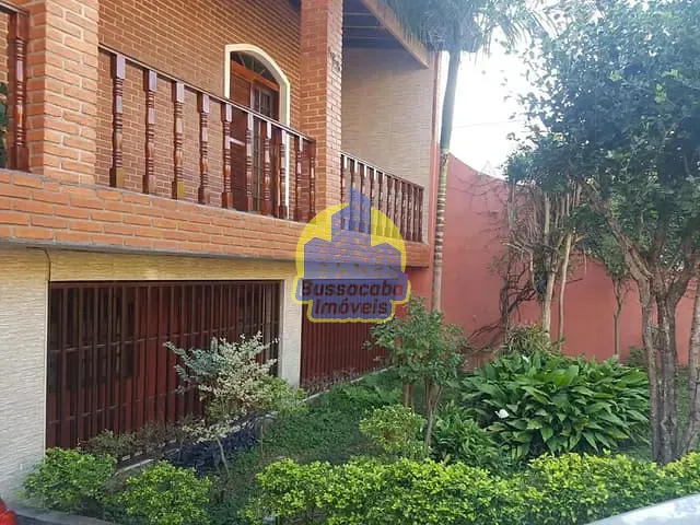 Sobrado com 322m² 4 quartos e 2 banheiros, à venda, no bairro Jaguaribe em Osasco