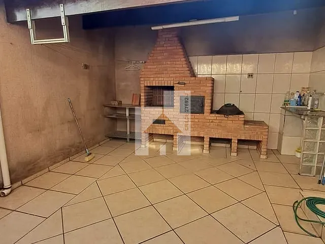 Sobrado com 165m² 3 quartos e 2 banheiros, para alugar, no bairro Tulipas em Jundiaí