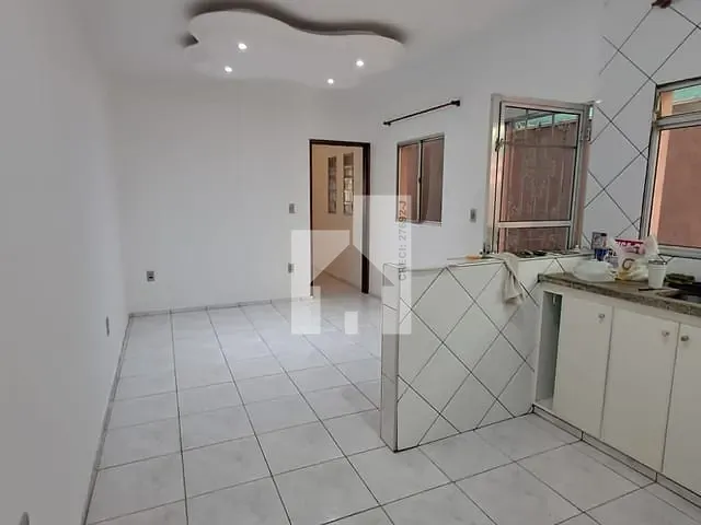 Sobrado com 165m² 3 quartos e 2 banheiros, para alugar, no bairro Tulipas em Jundiaí