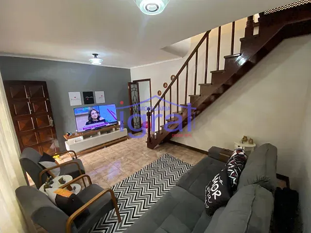 Sobrado com 204m² 3 quartos e 2 banheiros, à venda, no bairro Vila Guarani (Z Sul) em São Paulo