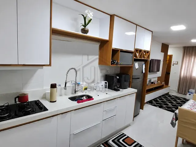 Sobrado 3 quartos e 4 banheiros, à venda ou para alugar, no bairro Vila Camilópolis em Santo André
