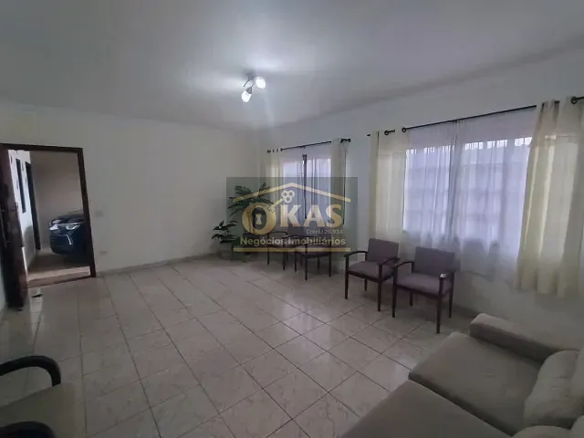 Sobrado com 375m² 6 quartos e 7 banheiros, à venda, no bairro Jardim Suzano em Suzano