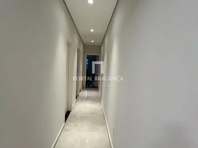 Sobrado com 140m² 3 quartos e 2 banheiros, à venda, no bairro Villa Verde em Bragança Paulista