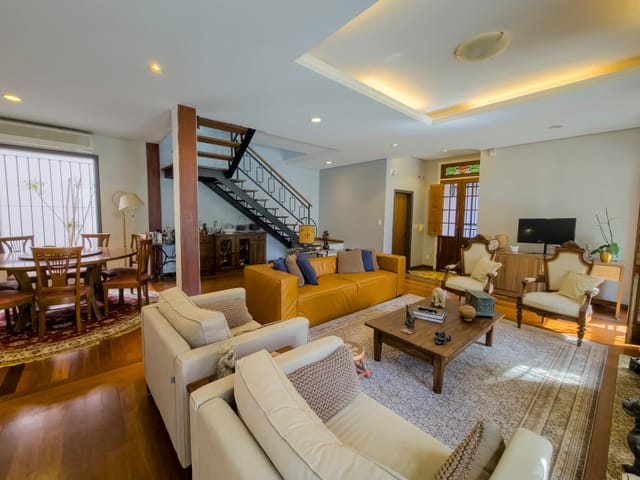 Casa com 910m² 3 quartos e 3 banheiros, à venda, no bairro Areal em Pelotas