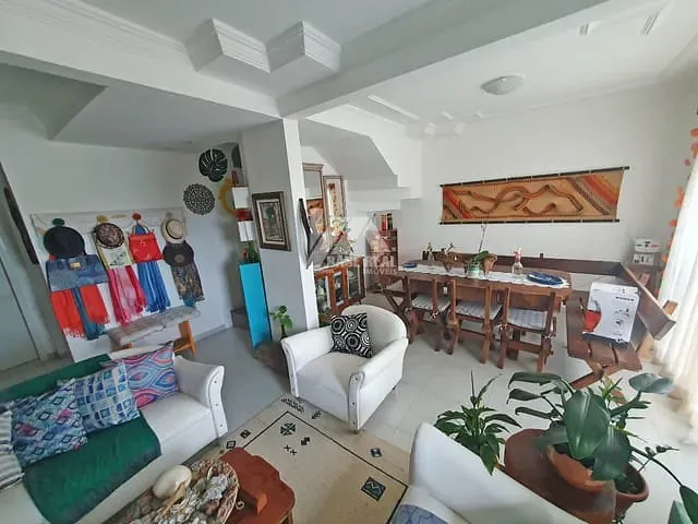 Sobrado com 115m² 3 quartos e 3 banheiros, à venda, no bairro Neves em Ponta Grossa