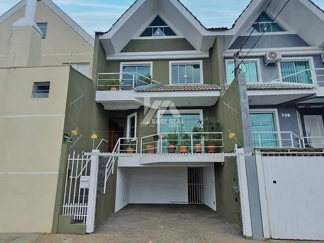 Sobrado com 115m² 3 quartos e 3 banheiros, à venda, no bairro Neves em Ponta Grossa