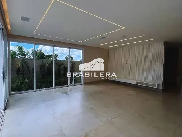Sobrado com 568m² 4 quartos e 5 banheiros, à venda, no bairro Residencial Goiânia Golfe Clube em Goiânia
