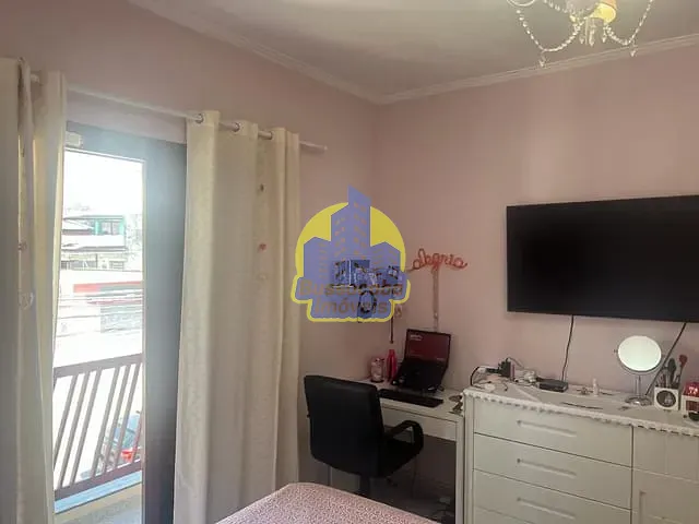 Sobrado com 125m², à venda, no bairro Umuarama em Osasco
