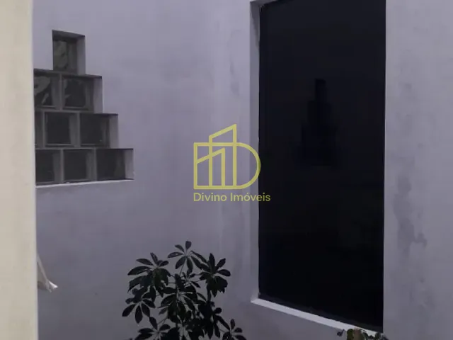 Sobrado 3 quartos e 2 banheiros, à venda, no bairro Jardim Nilton Torres em Sorocaba