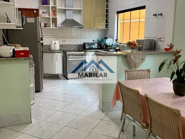 Sobrado com 185m² 3 quartos e 3 banheiros, à venda, no bairro Parque São Domingos em São Paulo