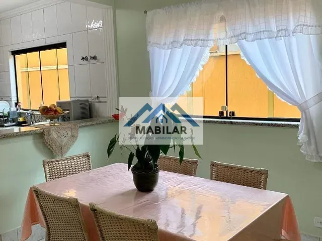 Sobrado com 185m² 3 quartos e 3 banheiros, à venda, no bairro Parque São Domingos em São Paulo