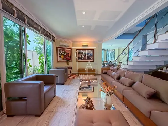 Sobrado com 610m² 4 quartos e 7 banheiros, à venda, no bairro Residencial Alphaville Flamboyant em Goiânia