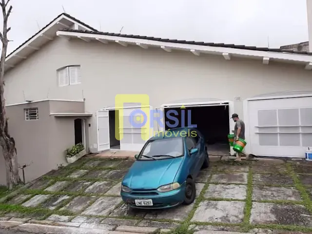 Sobrado com 500m², à venda ou para alugar, no bairro Vila Oliveira em Mogi das Cruzes