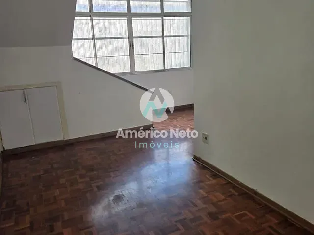 Sobrado 2 quartos e 1 banheiro, à venda, no bairro Cerâmica em São Caetano do Sul