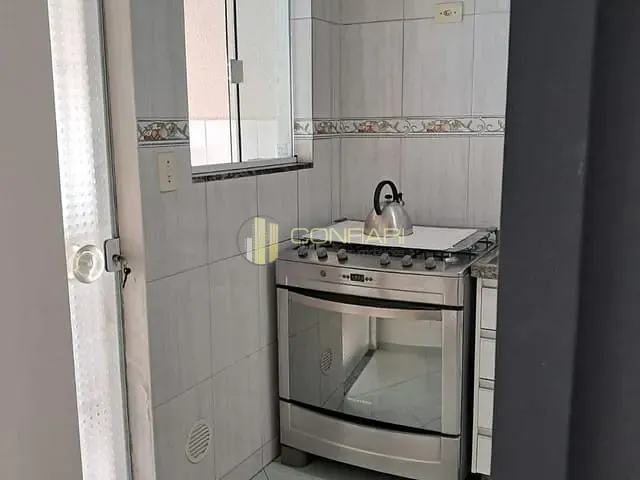 Sobrado 3 quartos e 3 banheiros, para alugar, no bairro Morretes em Itapema