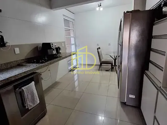 Sobrado com 610m² 3 quartos e 1 banheiro, à venda, no bairro Itinga em Salto de Pirapora