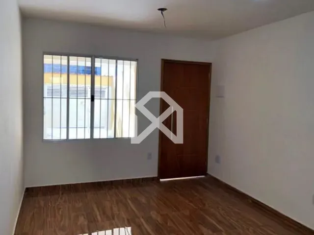 Sobrado com 110m² 3 quartos e 2 banheiros, à venda, no bairro Jardim Vila Formosa em São Paulo