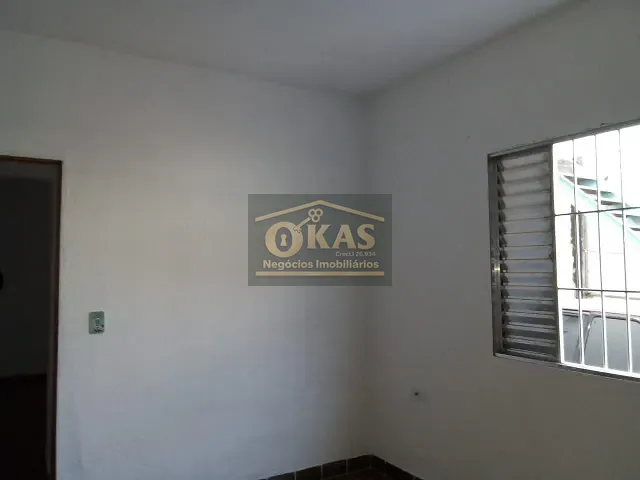 Sobrado com 176m² 3 quartos e 1 banheiro, à venda, no bairro Jardim Santa Lúcia em Suzano