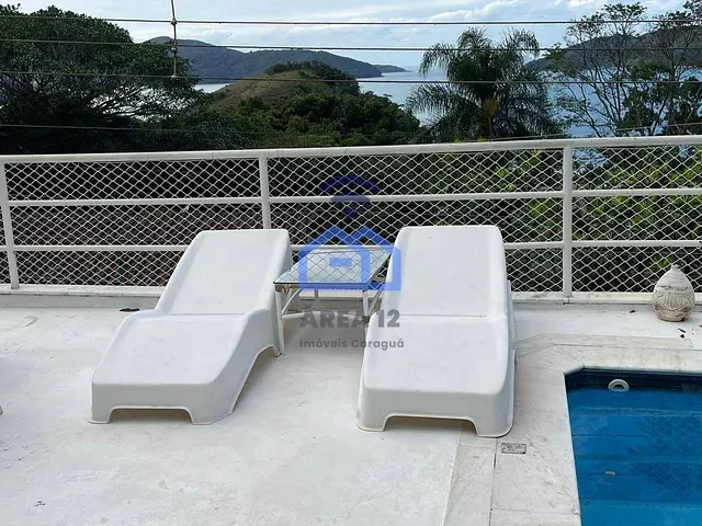 Sobrado com 563m² 6 quartos e 7 banheiros, à venda, no bairro Cocanha em Caraguatatuba